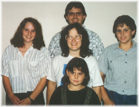Neizmik family (c. 1990)