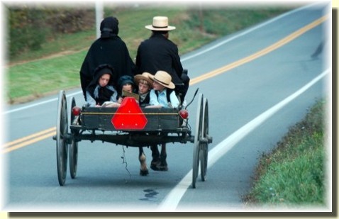 Amish family on way home from church (photo by Doris High)