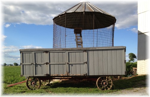 Amish church bench wagon 7/4/14