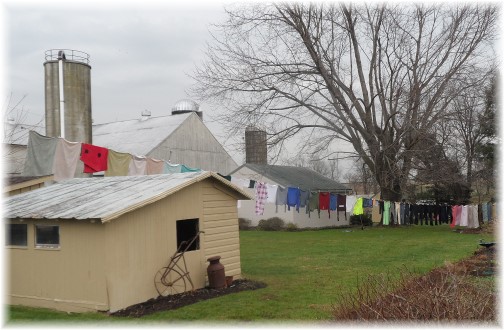 Amish clothesline 12/30/13