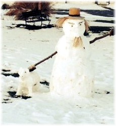 Amish snowman in Lancaster County, PA 12/13 (Photo by Lee Smucker)