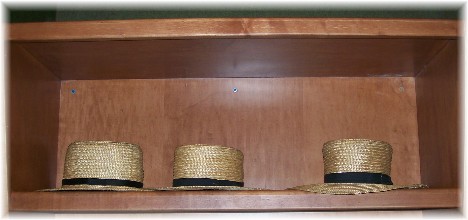 Amish straw hats at the Shady Maple 10/7/10
