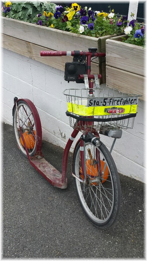 Amish fire scooter (Photo by Lee Smucker)