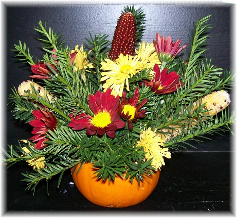 Pumpkin arrangement at Manheim farmshow