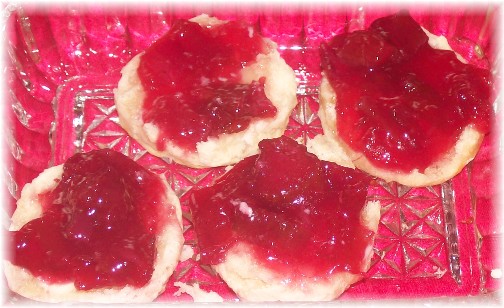 Stawberry-rhubarb jam on bisquits