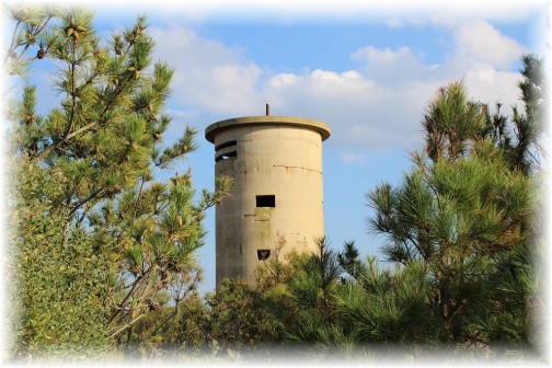 WW2 lookout tower in Delaware (photo by Duke)