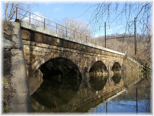 Chiques Creek Railroad Bridge 4/2/17 (Click to enlarge)