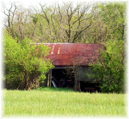 Dilapidated barn, Lancaster County PA