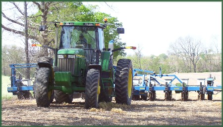 John Deere corn planting 4/08