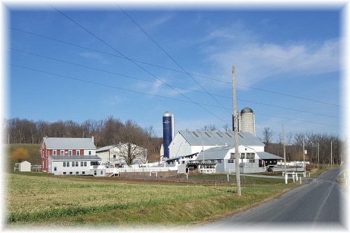 Lebanon County Amish farm 12/20/16 (Click to enlarge)