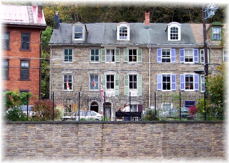 Row homes in Jim Thorpe, PA