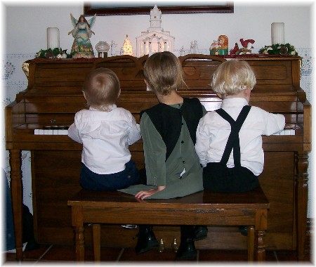 Piano players