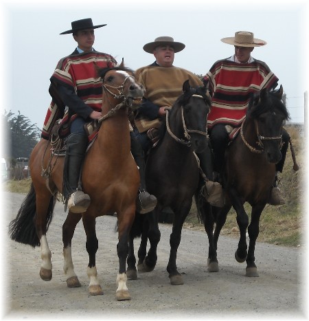 Cowboys in southern Chile (photo by Patricia Hormabazal)