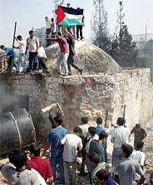 Desecration of Joseph's tomb