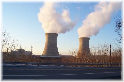 Photo of Three Mile Island nuclear power plant