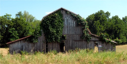 Oklahoma "see through barn" near Talequah