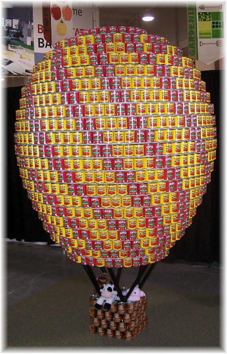 Balloon made of cans