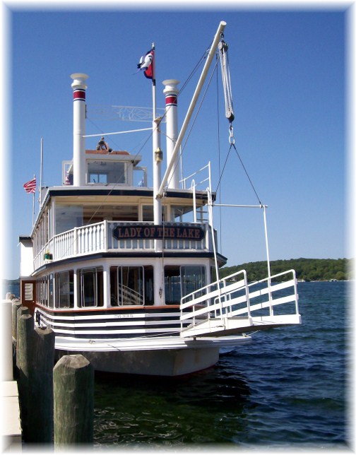 Lake Geneva Wisconsin boat tour 8/7/12