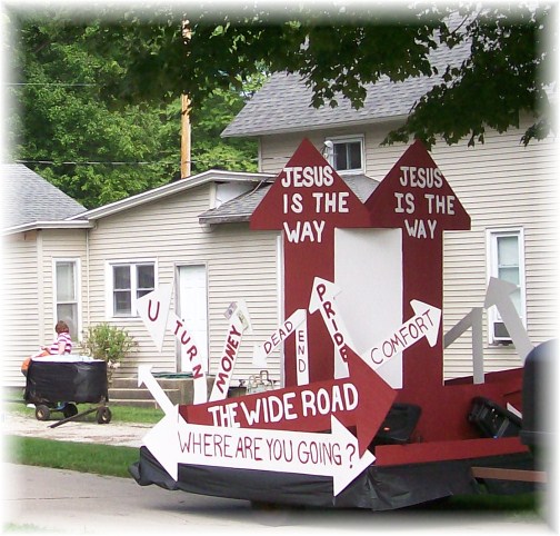 Middlebury Indiana parade float