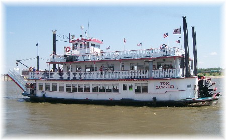 Tom Sawyer riverboat on Mississippi River