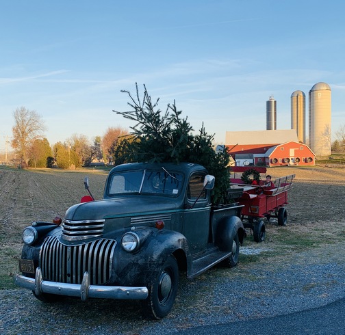Strasburg Pike Chevrolet truck and wagon 12/12/19