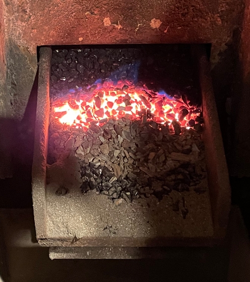 Coal stove startup