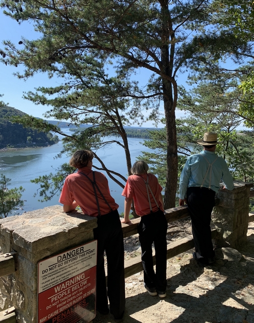 Chiques Rock overlook 9/15/19 (Click to enlarge)