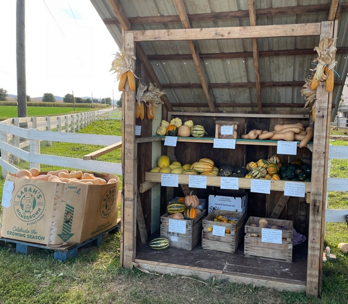 Amish farm stand on Kraybill Church Road