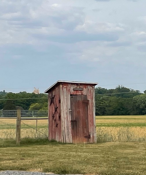 Hess outhouse