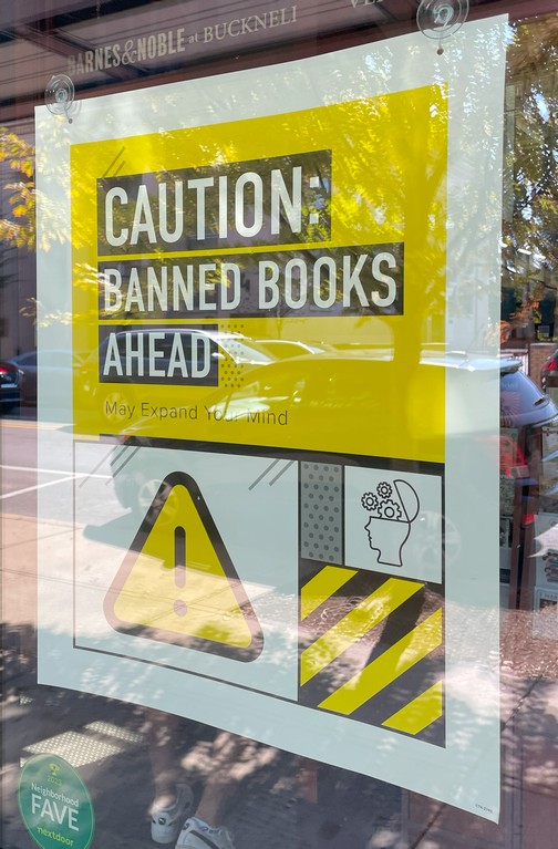 Lewisburg, PA bookstore sign 9/20/23