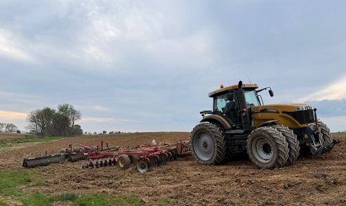 Tractor with disk