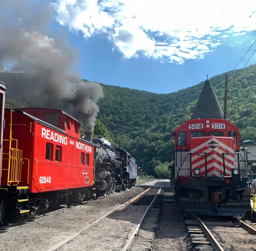 Steam engine 425 in Jim Thorpe