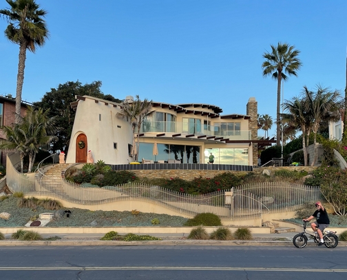 Bike ride along Ocean Cliffs Blvd